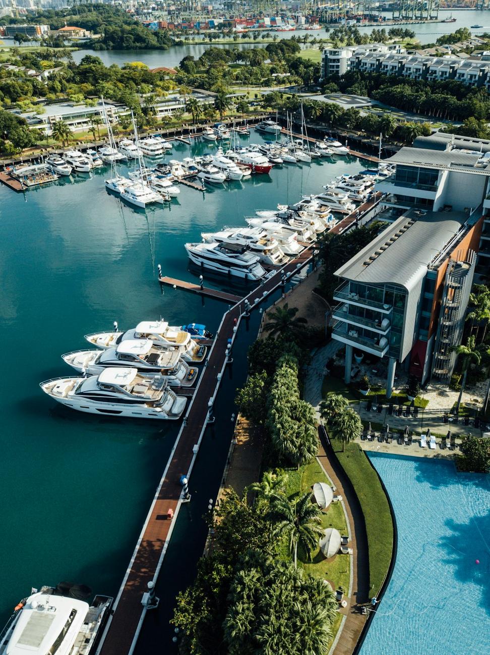 Harbor View Pool