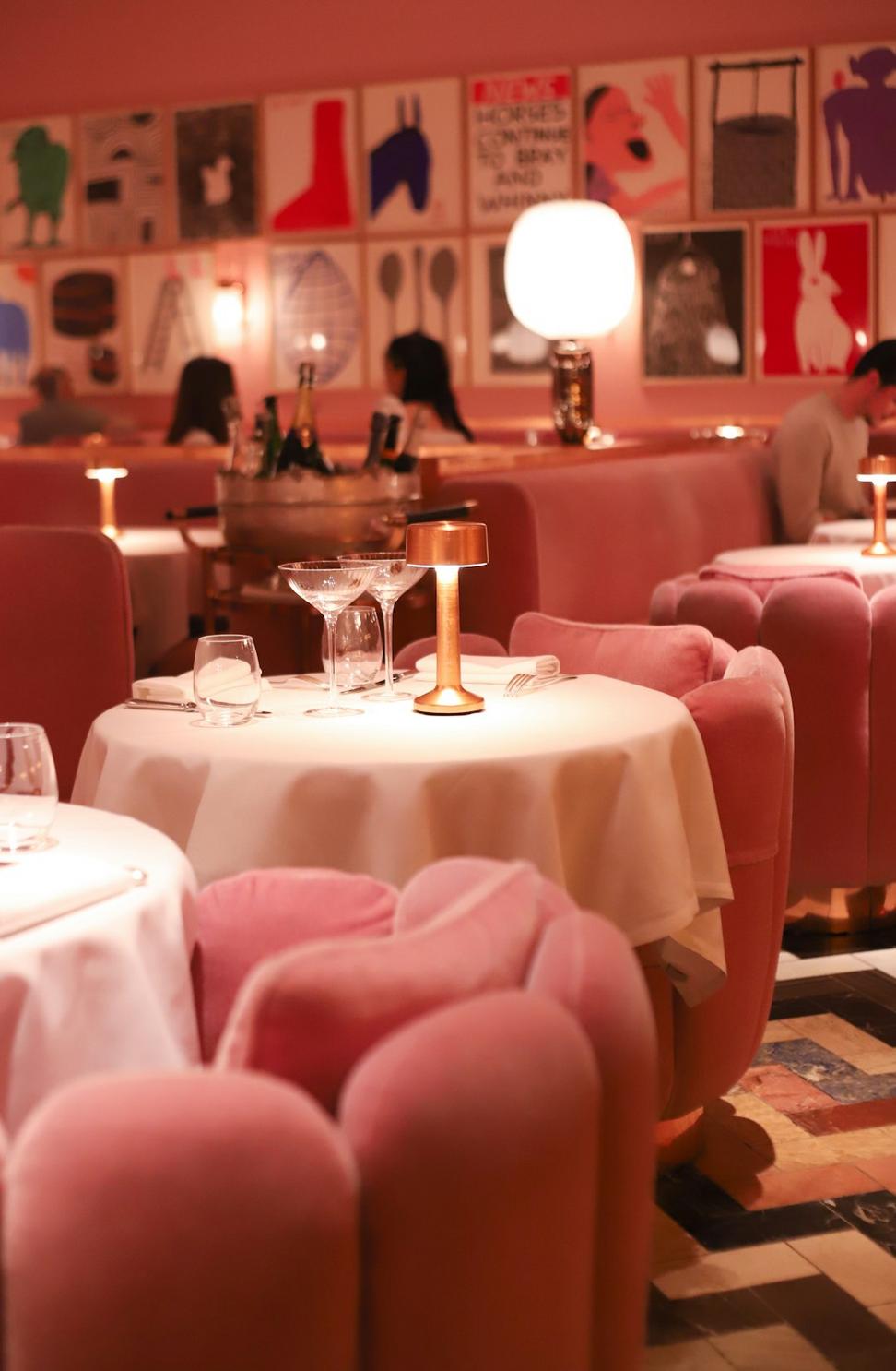 Admiral's Club Restaurant